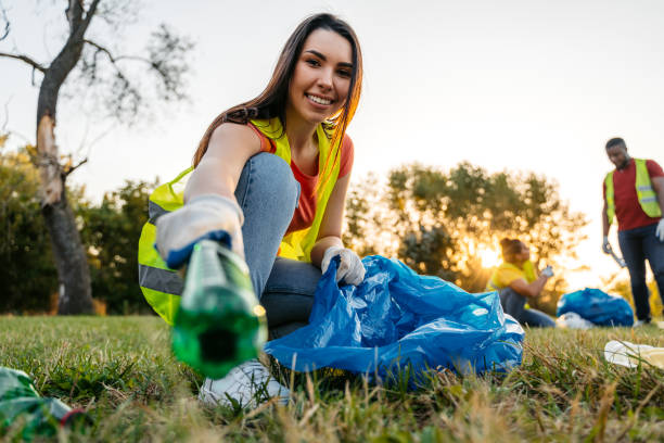 Best Construction Debris Removal  in West Bend, WI