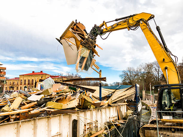 Best Commercial Junk Removal  in West Bend, WI
